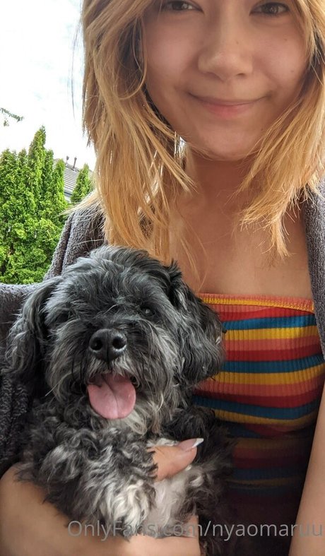 tatouages ​​blonds onlyfans haut photos