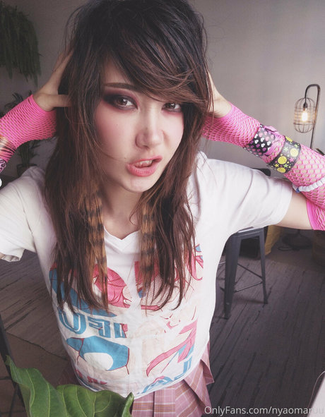 nyaomaruu étoile xxx images