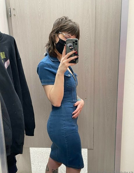 Skyhook Nova actrice parfaite galerie