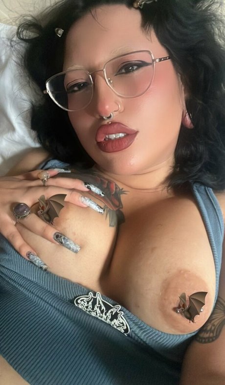 Damnitselin étoile nue img