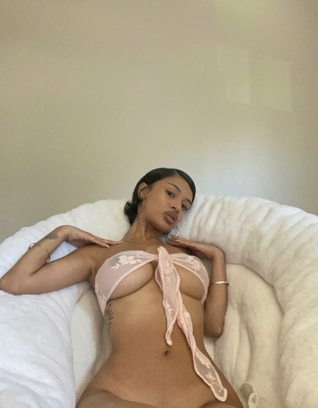 Smokianaaa belle star du porno photos