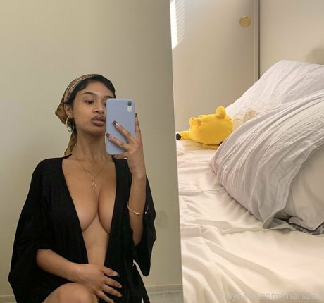 Smokianaaa modèle nu galerie