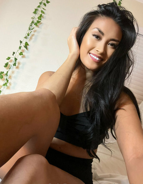 mamelons onlyfans adulte en haute qualité image