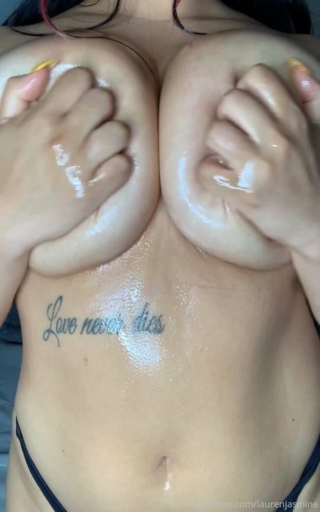 Lauren Jasmine modèle adulte img