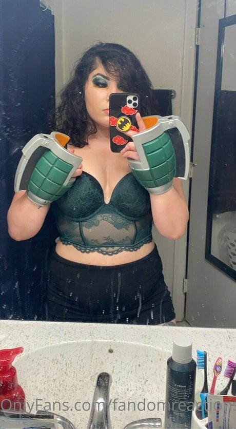 FandomReactions modèle parfait collection