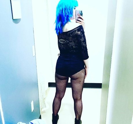 TheBlueHexxx art modèle image