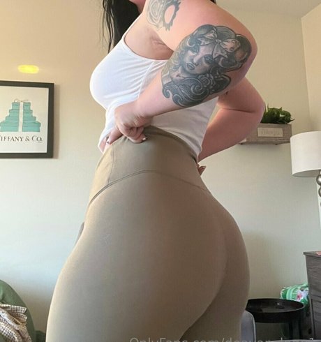 Deavan Clegg star du porno nue galerie