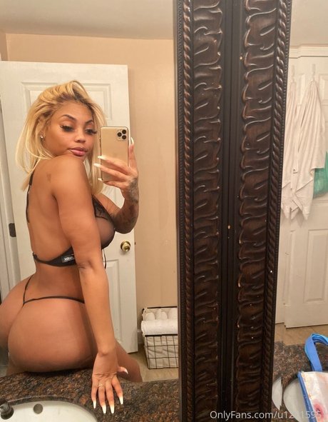 Brandi Sheri haut étoile photos