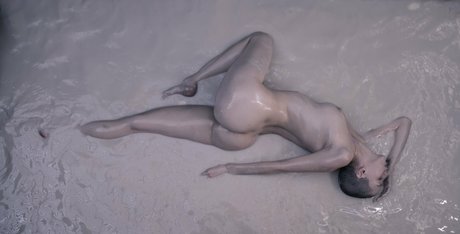 Kat Malone haut modèle img