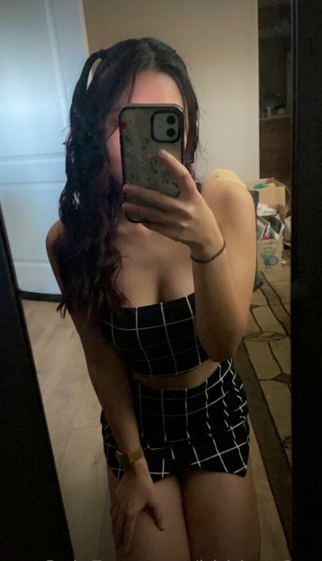 Hiddenr0se art modèle images