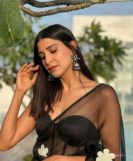 Aahana Kumra actrice nue images