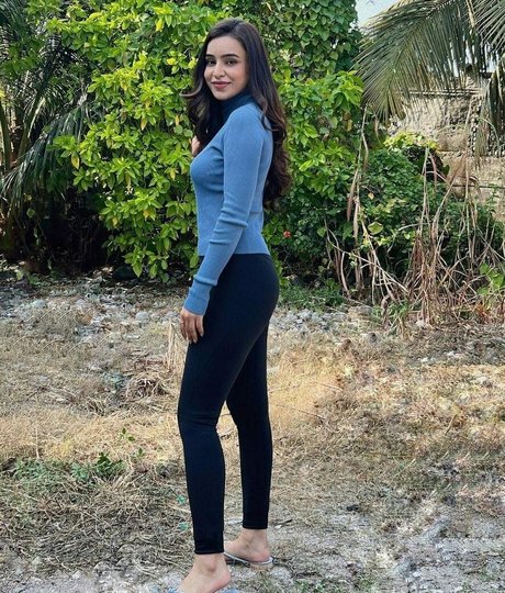 Ankitta Sharma jolie star du porno collection