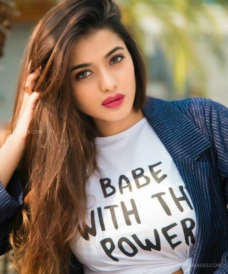 Ketika Sharma xxx étoile archive