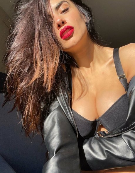 Jessica Cediel étoile de haute qualité des photos