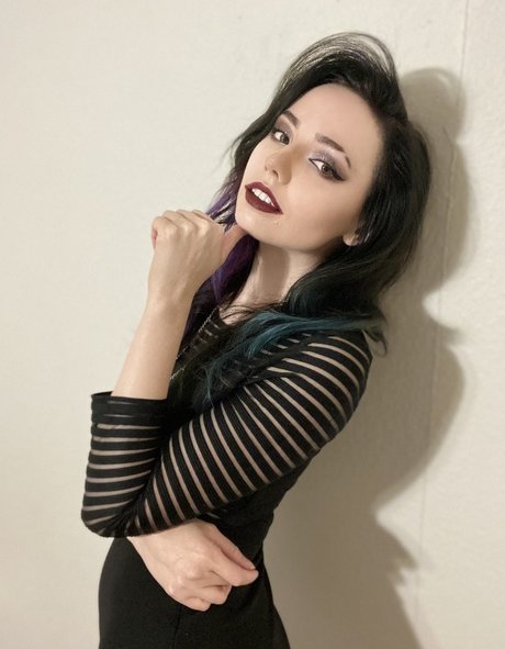 Charleemanderz étoile nue img