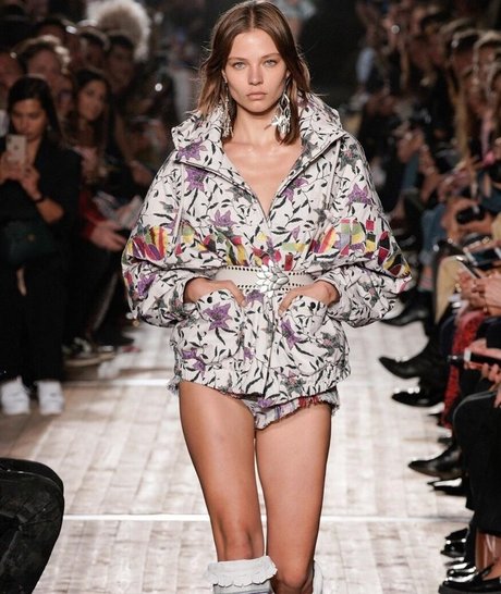 Alesya Kafelnikova meilleure étoile image