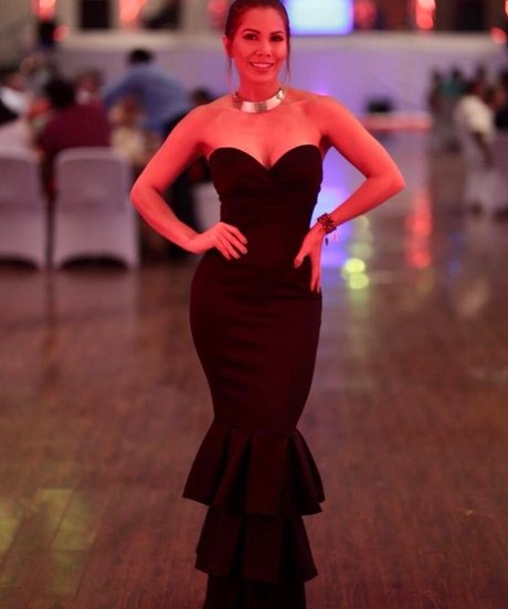 Ana Lucia Vega étoile hd des photos