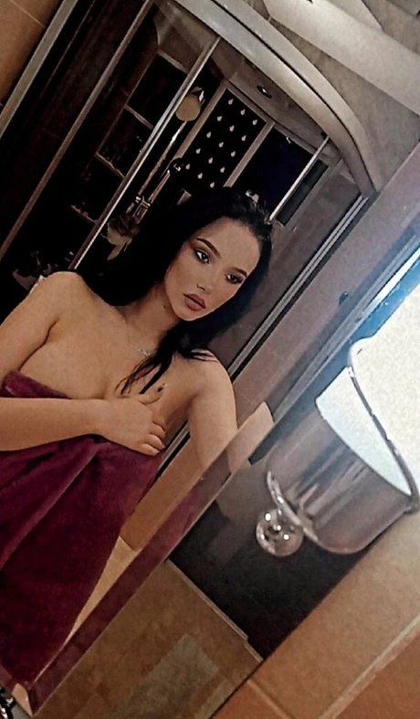 alina03m star du porno gratuit photo