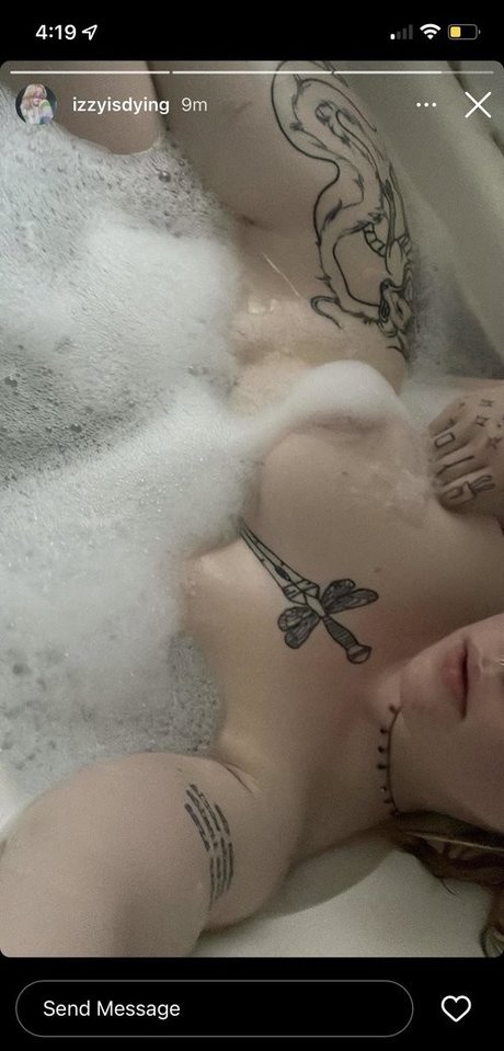 Izzyisdying sexe de star du porno galerie