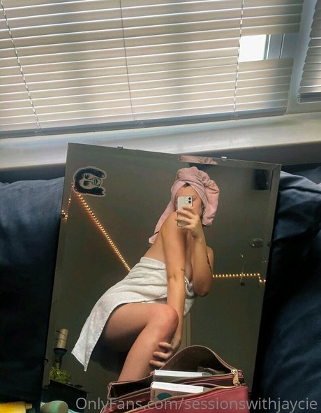 sessionswithjaycie étoile adulte image