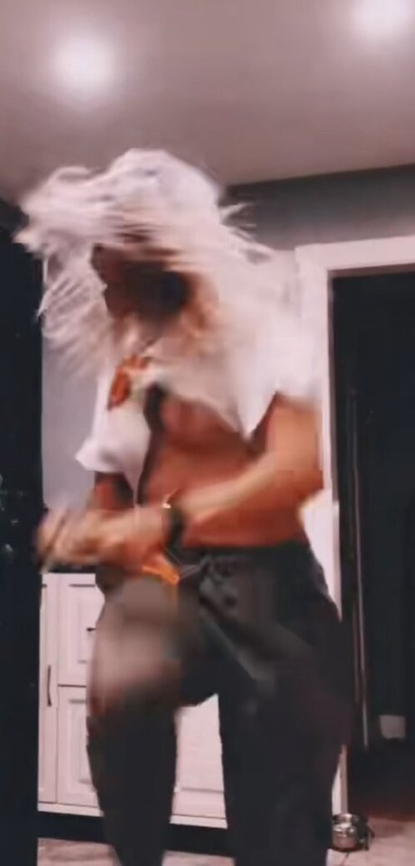 Barbiewants2hype joli modèle image