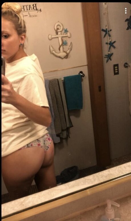 Alec Walker beau modèle galerie