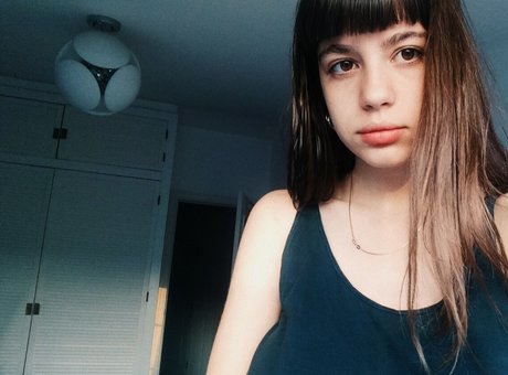 SpanishGrimes modèle de haute qualité galerie