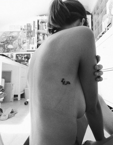 SpanishGrimes actrice sexy images