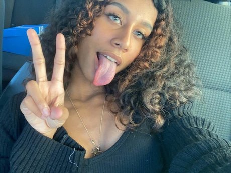 trulyissa star du porno gratuite photo