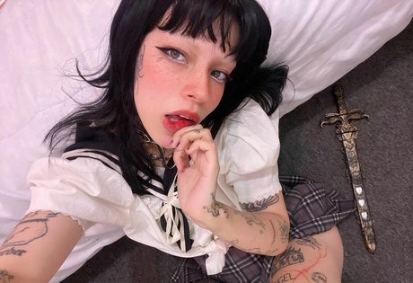 hardsentimentalz actrice adulte collection