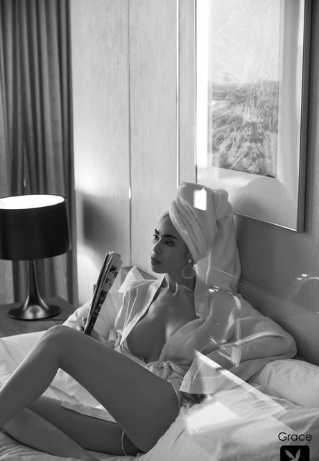 Woraphakamonthada haut modèle photos