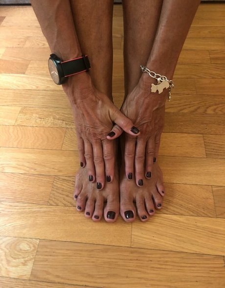 Ginevra Paolini modèle chaud des photos