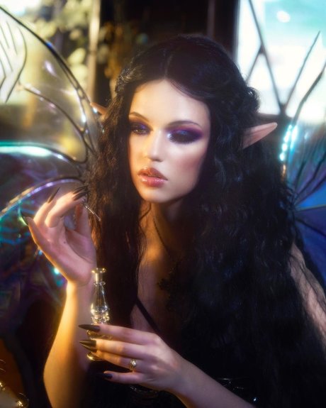 Emma Karla Peet star du porno hd collection