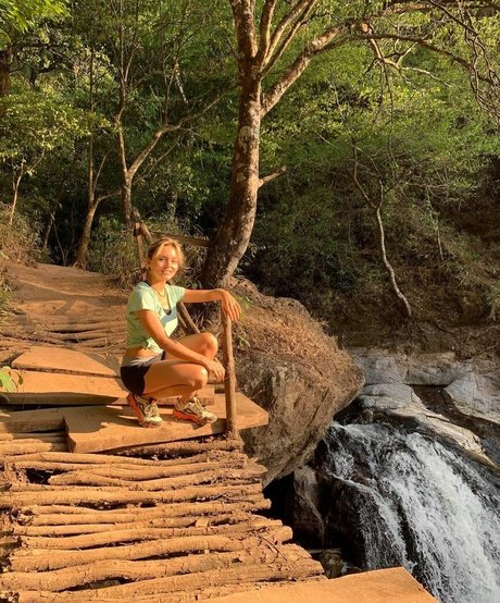 professeur débène onlyfans parfait image