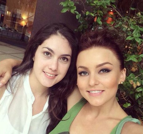 Angelique Boyer modèle érotique collection