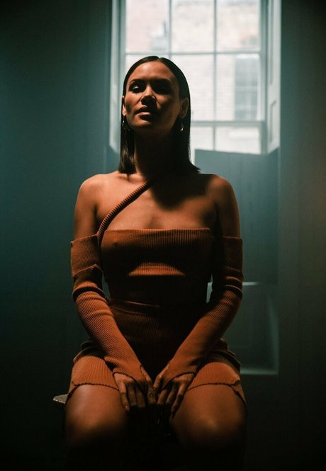 Sinead Harnett star pornographique galerie