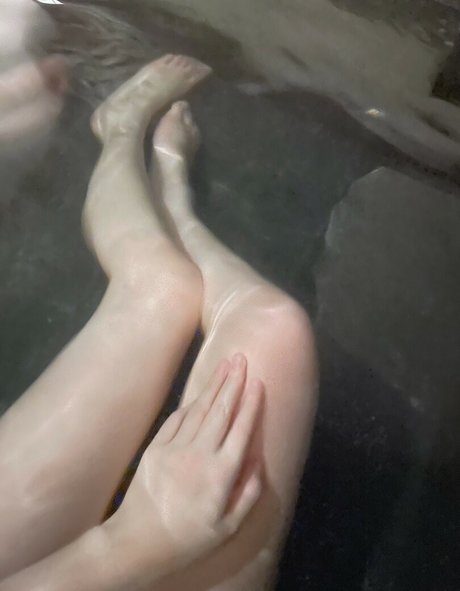 UnmsPg actrice libre des photos