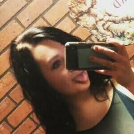 Kelsieknelson__ modèle sympa photo