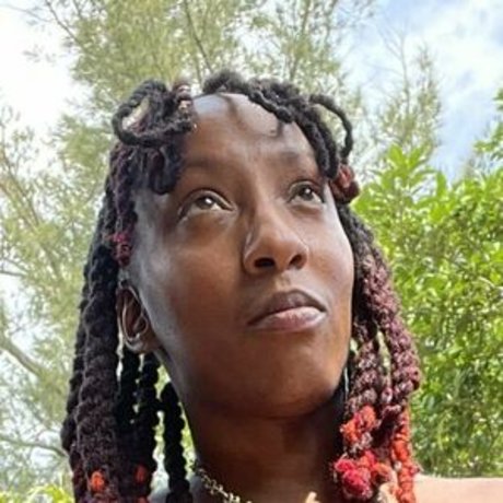 MakedaVoletta haut étoile image