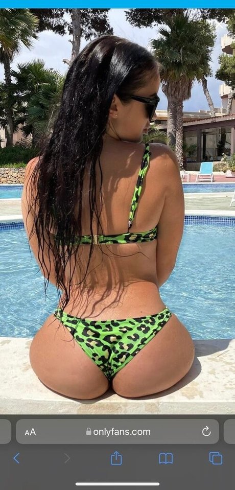 cesky chica étoile exclusive photos