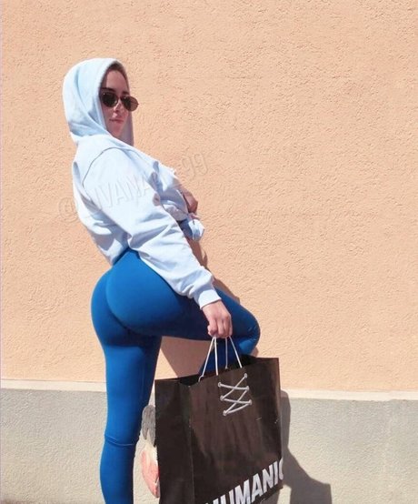 Ivana S_ jolie star du porno archive