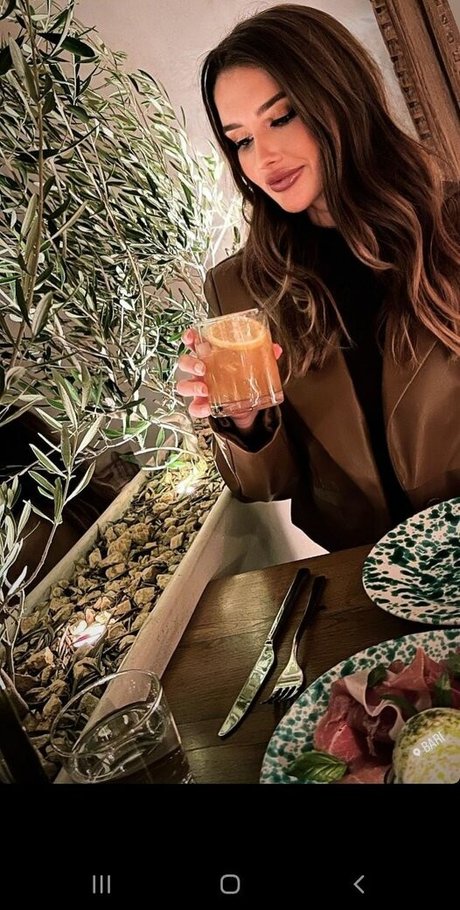 Carlistone star du porno en haute qualité images