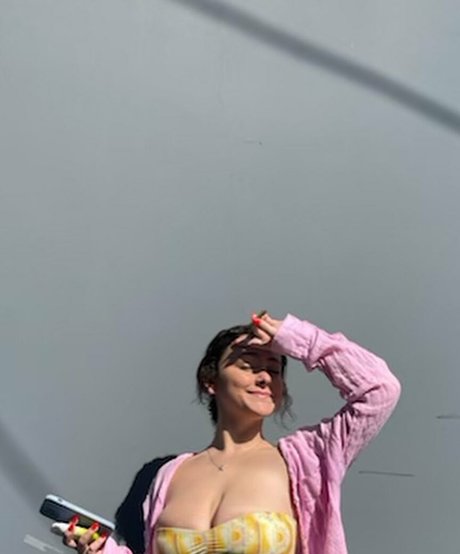 Brooklyn Figley star exclusive des photos