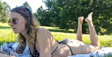 Sieren__Pole star du porno en haute qualité galeries