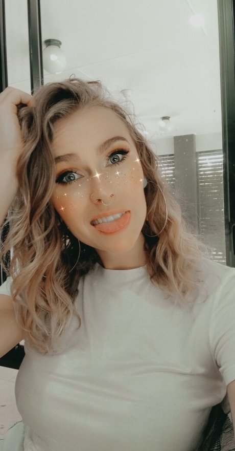 Sieren__Pole joli modèle photos