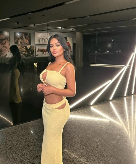 Ari Kumar étoile chaude photo