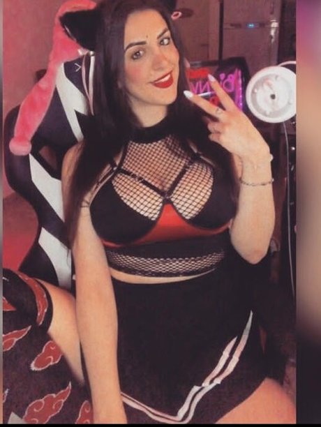 orneliuz04 actrice sexy des photos