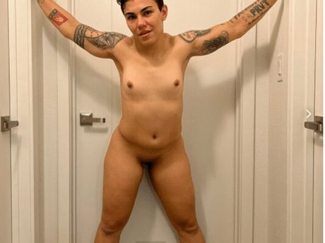 Jessica Andrade belle star du porno collection