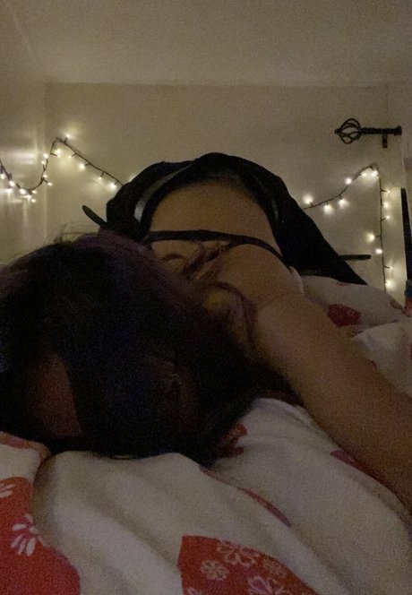 angelsmoonbeam actrice de grande qualité image