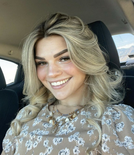 Baby girl Sadie haut de star du porno des photos